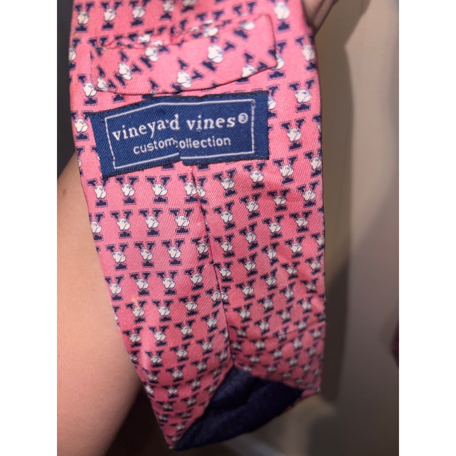Vineyard Vines Mens Yale Silk Tie Pink Collegiate Custom Collection Logo
